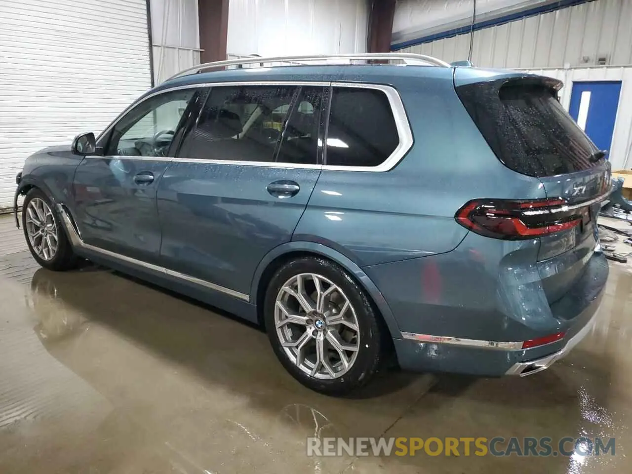 2 fotografías del automóvil dañado 5UX23EM04P9P66602 BMW X7 2023