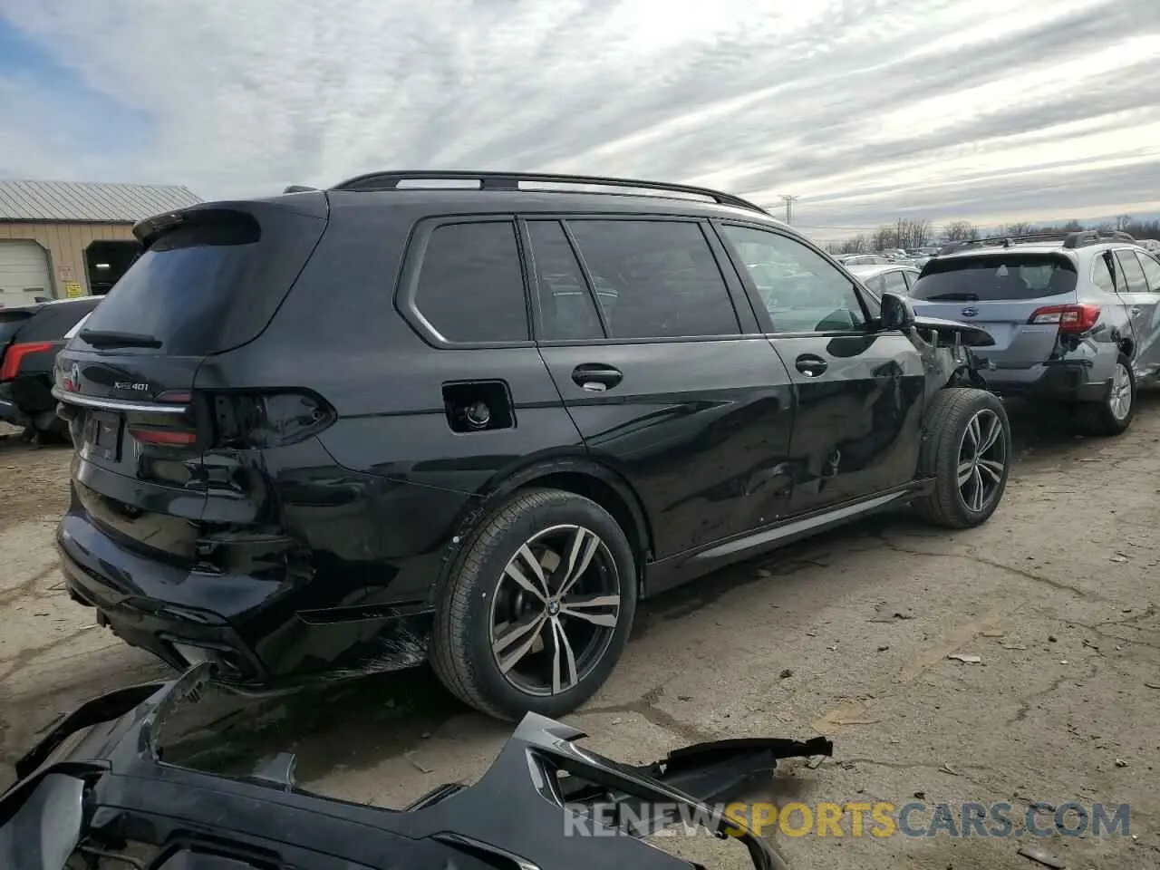 3 fotografías del automóvil dañado 5UX23EM08P9R24262 BMW X7 2023