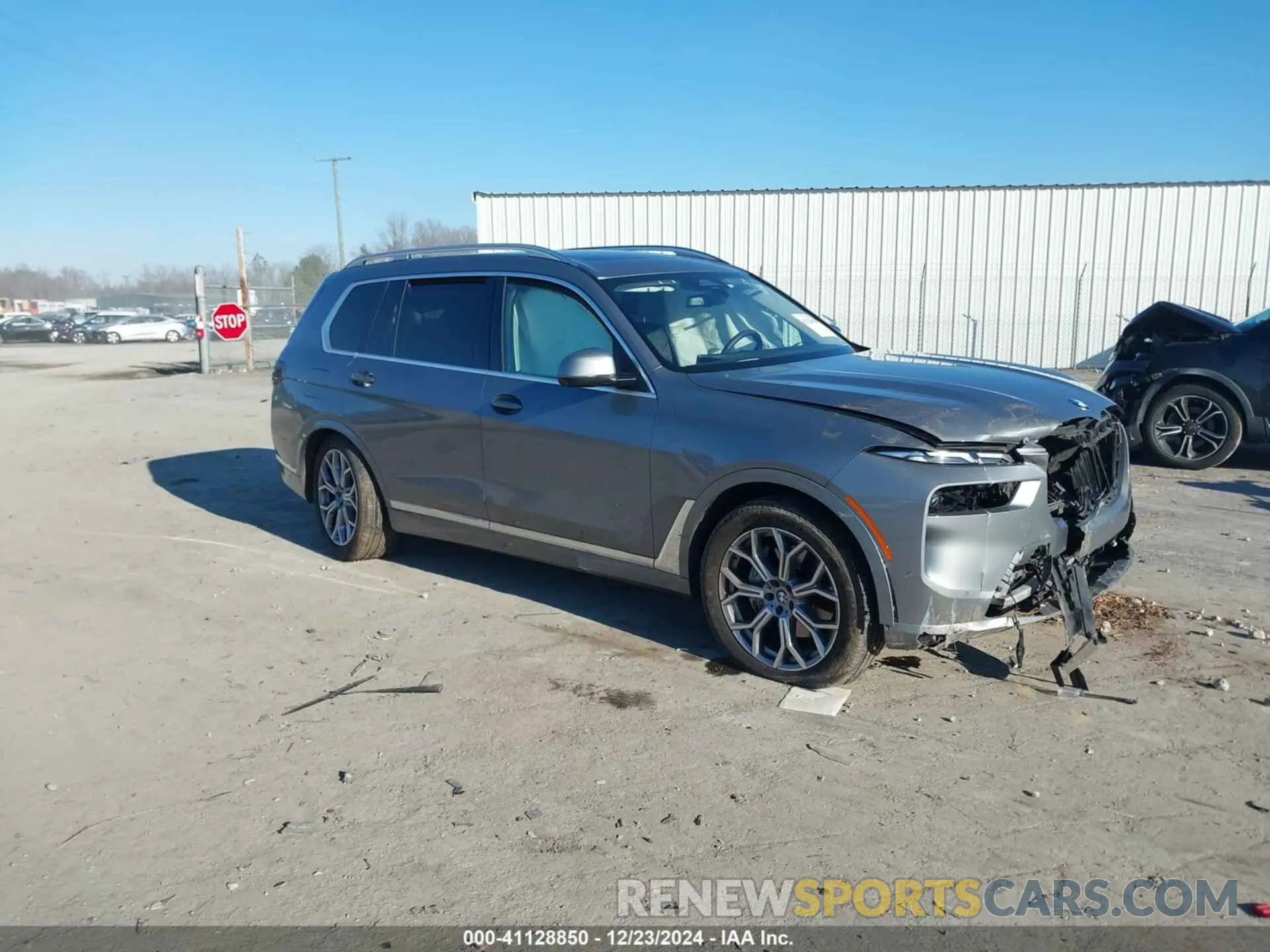 1 fotografías del automóvil dañado 5UX23EM09P9P93598 BMW X7 2023