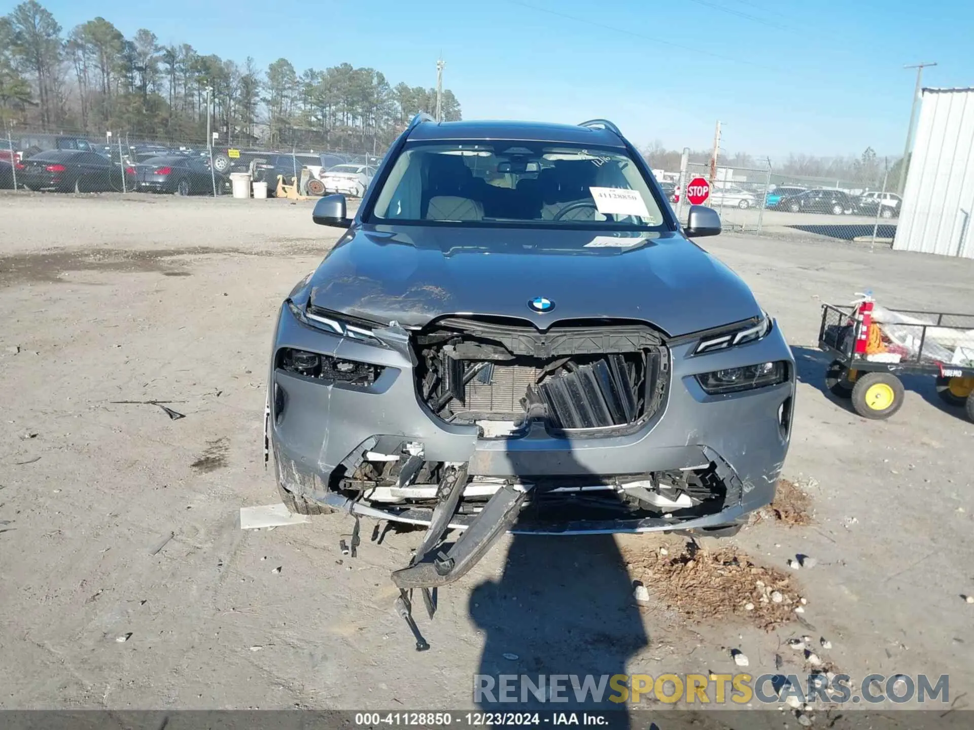 12 fotografías del automóvil dañado 5UX23EM09P9P93598 BMW X7 2023