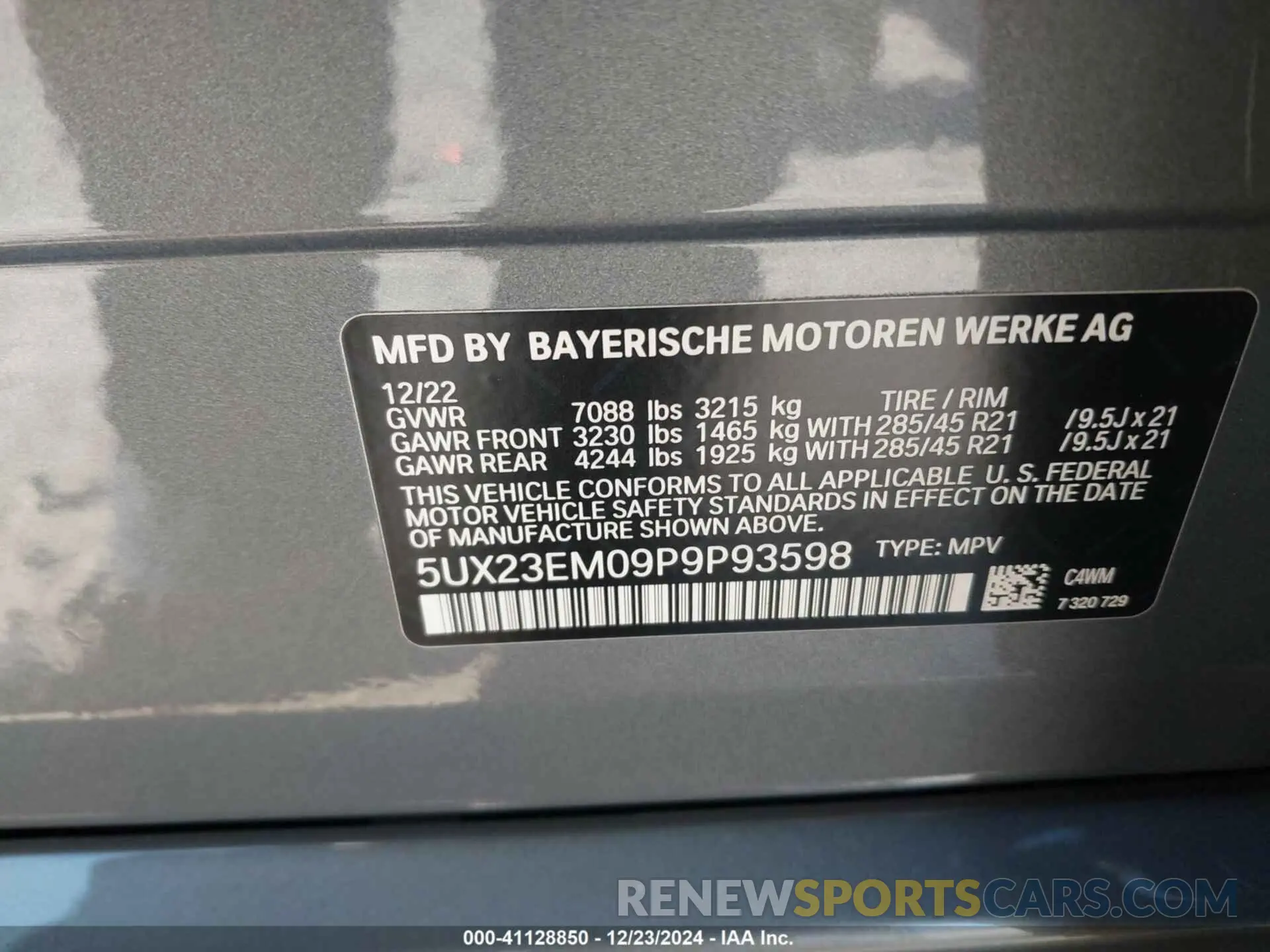 9 fotografías del automóvil dañado 5UX23EM09P9P93598 BMW X7 2023