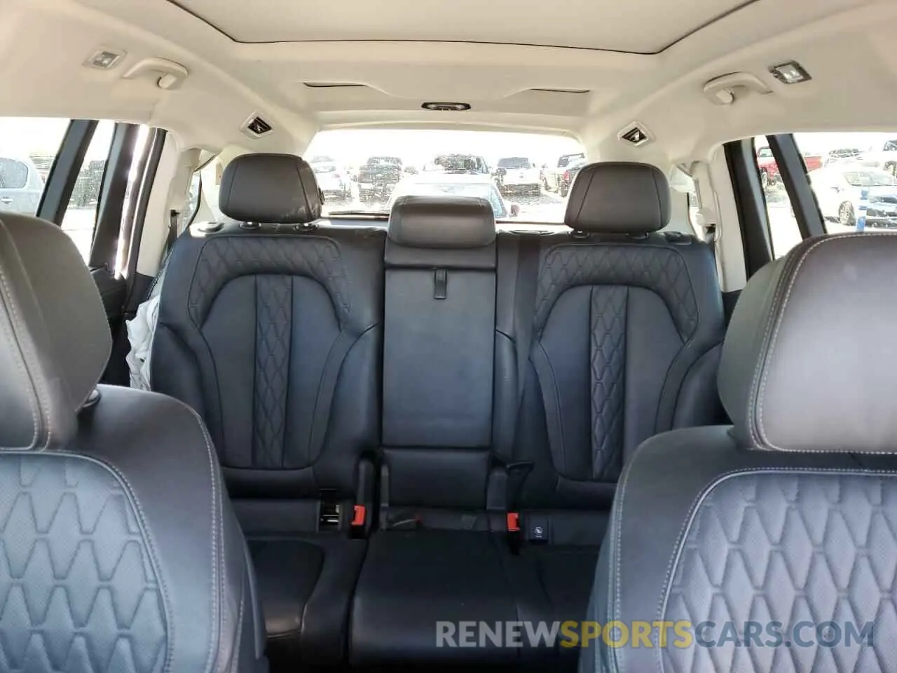 10 fotografías del automóvil dañado 5UX23EM09P9R20317 BMW X7 2023