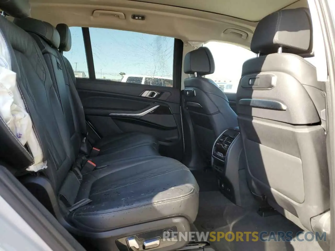 11 fotografías del automóvil dañado 5UX23EM09P9R20317 BMW X7 2023