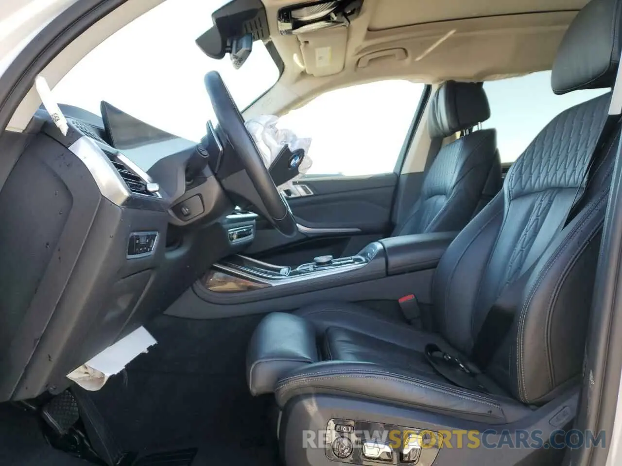 7 fotografías del automóvil dañado 5UX23EM09P9R20317 BMW X7 2023