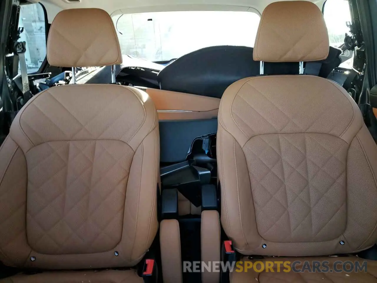 10 fotografías del automóvil dañado 5UX23EM00R9V78646 BMW X7 2024