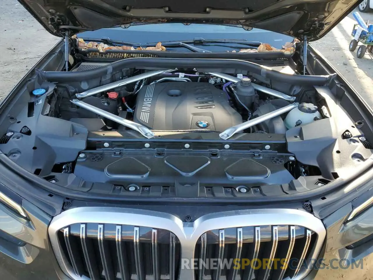 12 fotografías del automóvil dañado 5UX23EM00R9V78646 BMW X7 2024