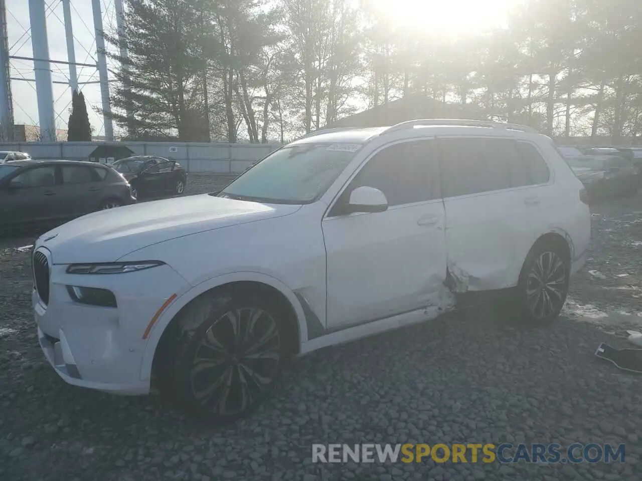 1 fotografías del automóvil dañado 5UX23EM01R9U20896 BMW X7 2024