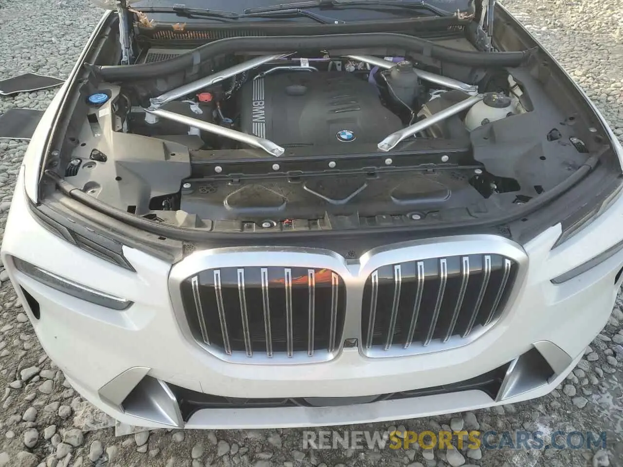 12 fotografías del automóvil dañado 5UX23EM01R9U20896 BMW X7 2024