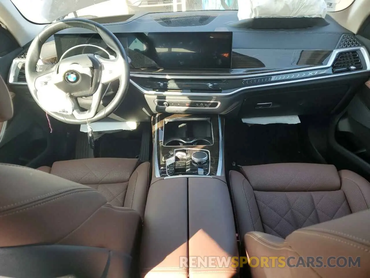 8 fotografías del automóvil dañado 5UX23EM02R9S46921 BMW X7 2024