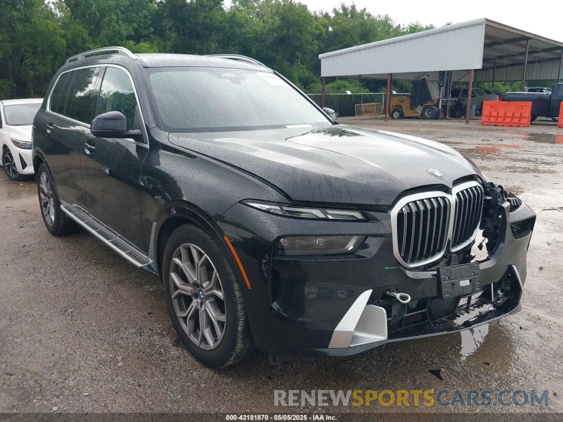 1 fotografías del automóvil dañado 5UX23EM02R9U56838 BMW X7 2024