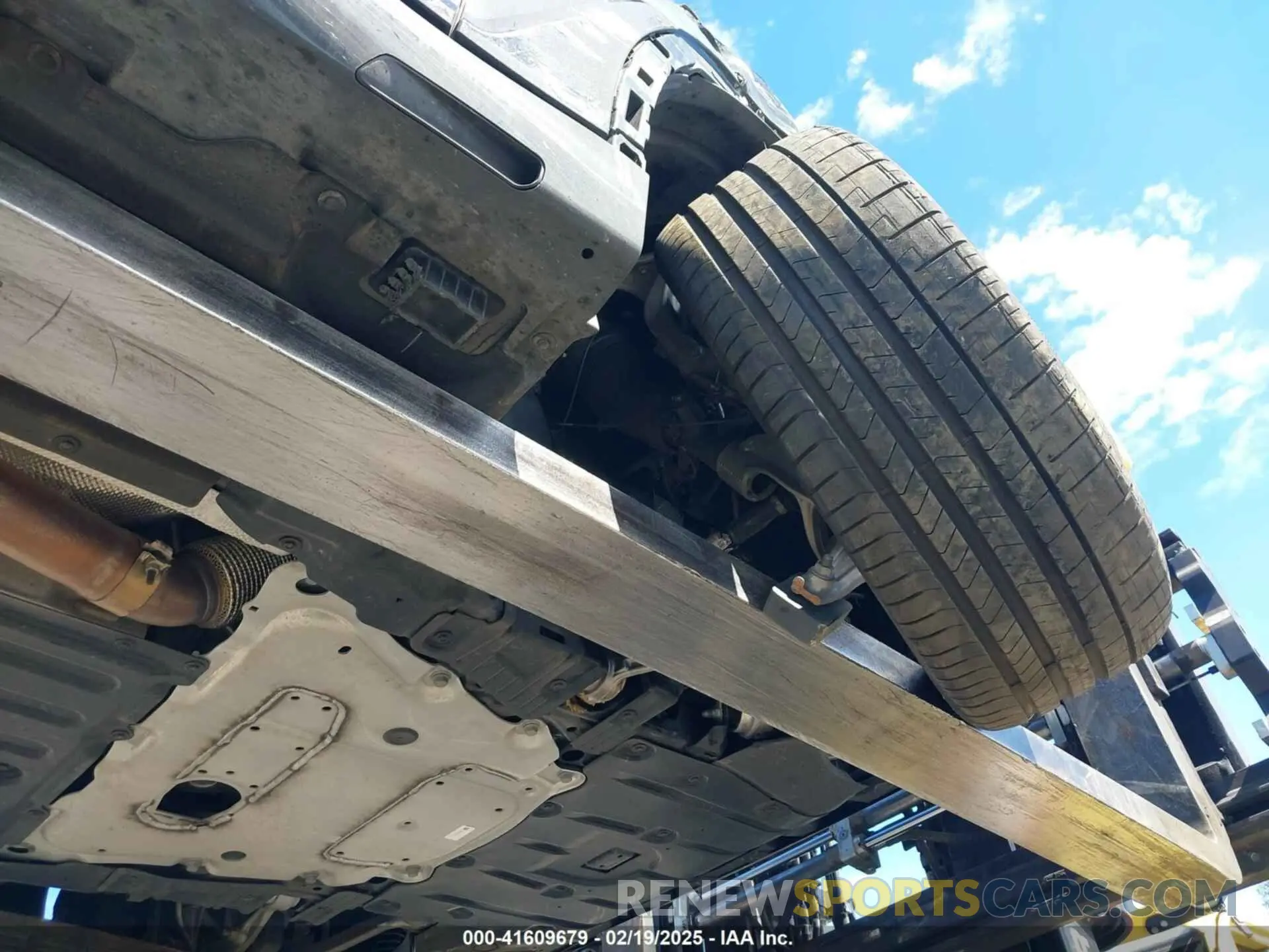 17 fotografías del automóvil dañado 5UX23EM03R9S44014 BMW X7 2024