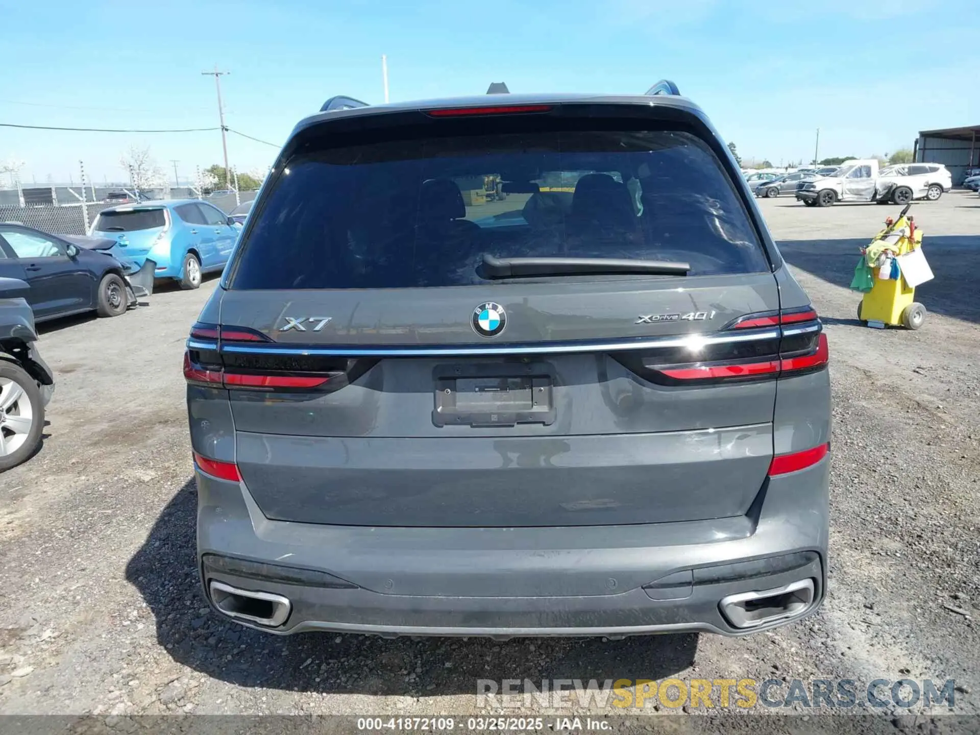 16 fotografías del automóvil dañado 5UX23EM03R9T81356 BMW X7 2024