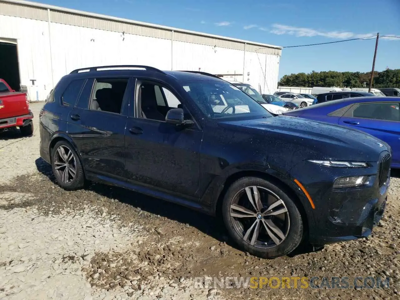 4 fotografías del automóvil dañado 5UX23EM04R9V24685 BMW X7 2024