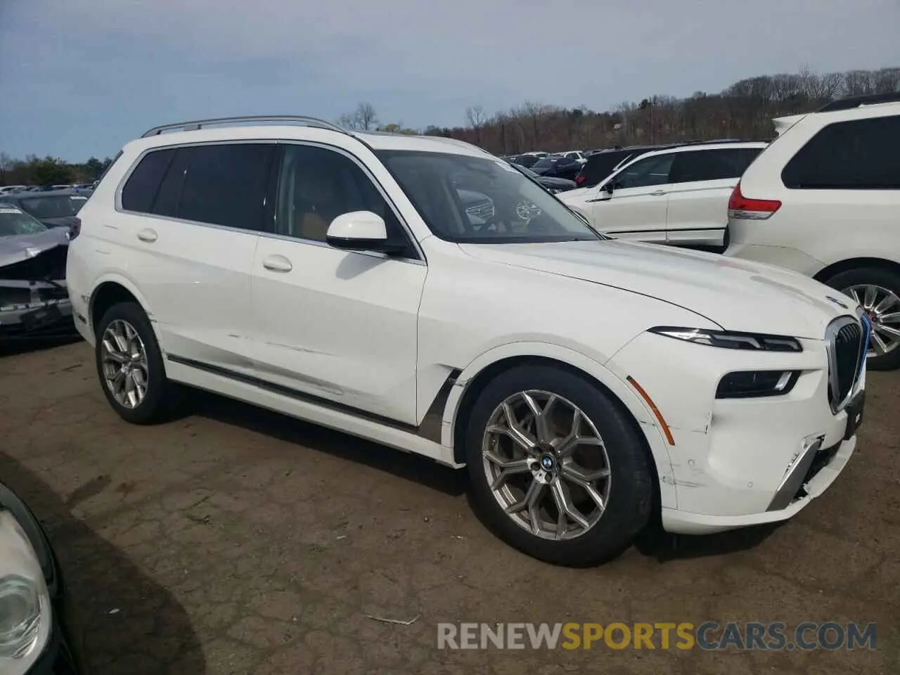 4 fotografías del automóvil dañado 5UX23EM05R9T00924 BMW X7 2024