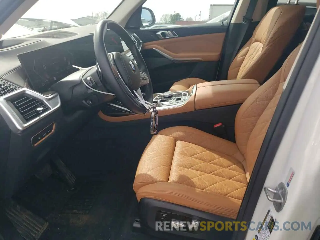 7 fotografías del automóvil dañado 5UX23EM05R9T00924 BMW X7 2024