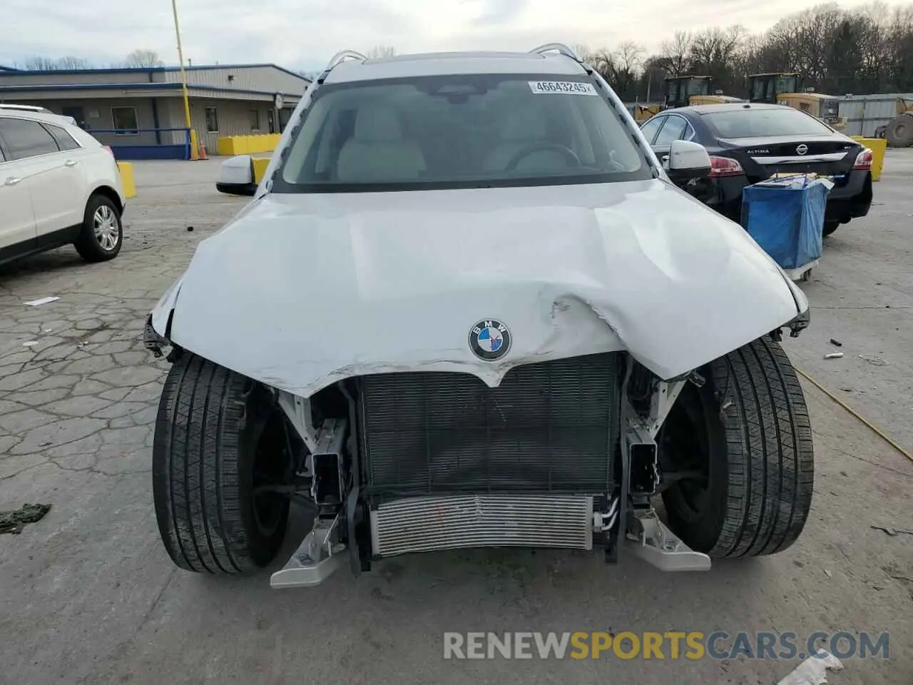 5 fotografías del automóvil dañado 5UX23EM05R9U79787 BMW X7 2024
