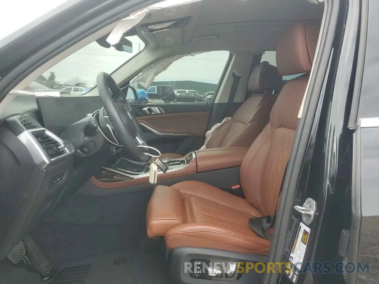 7 fotografías del automóvil dañado 5UX23EM05R9V44573 BMW X7 2024