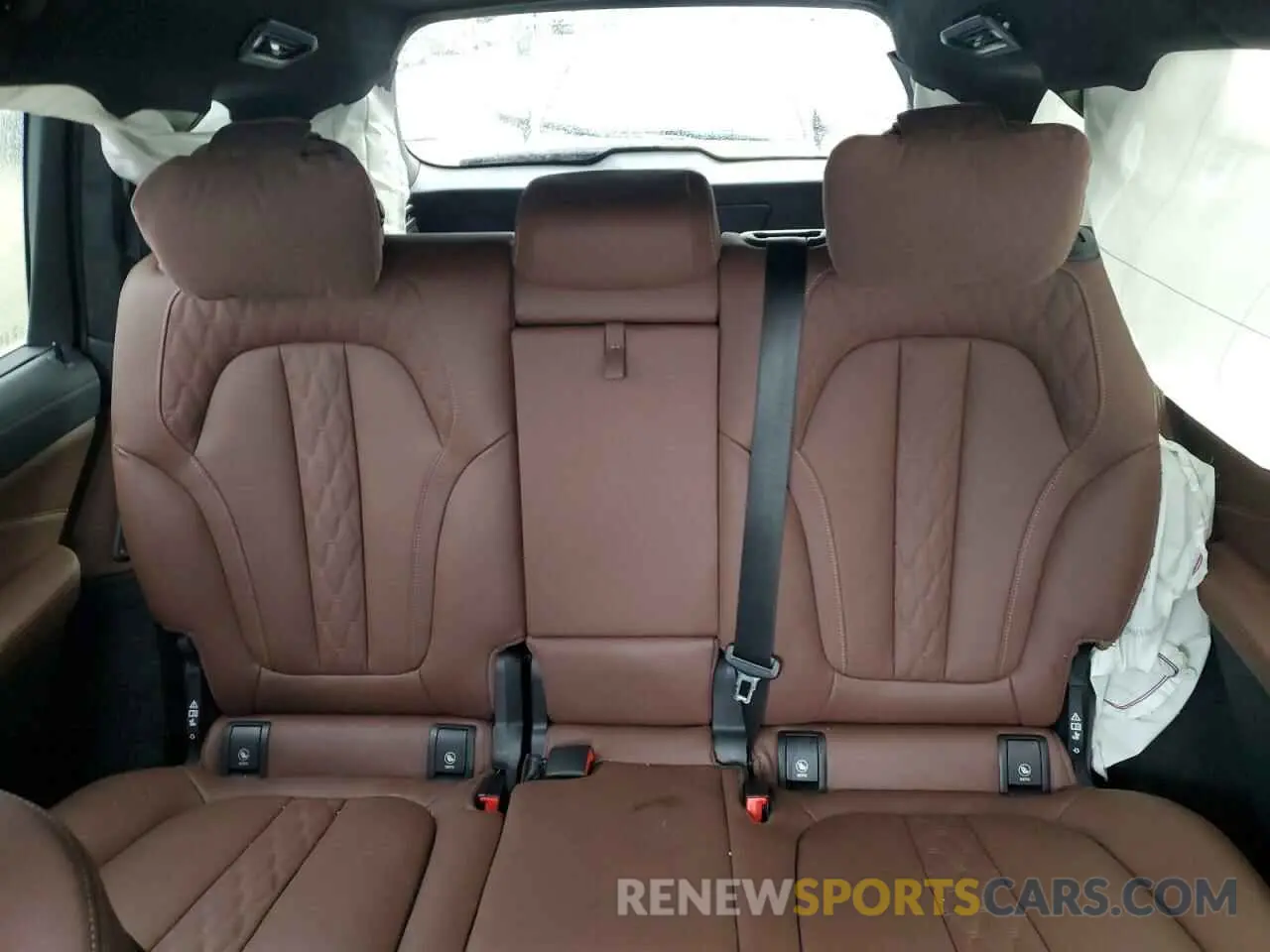 10 fotografías del automóvil dañado 5UX23EM06R9T96515 BMW X7 2024