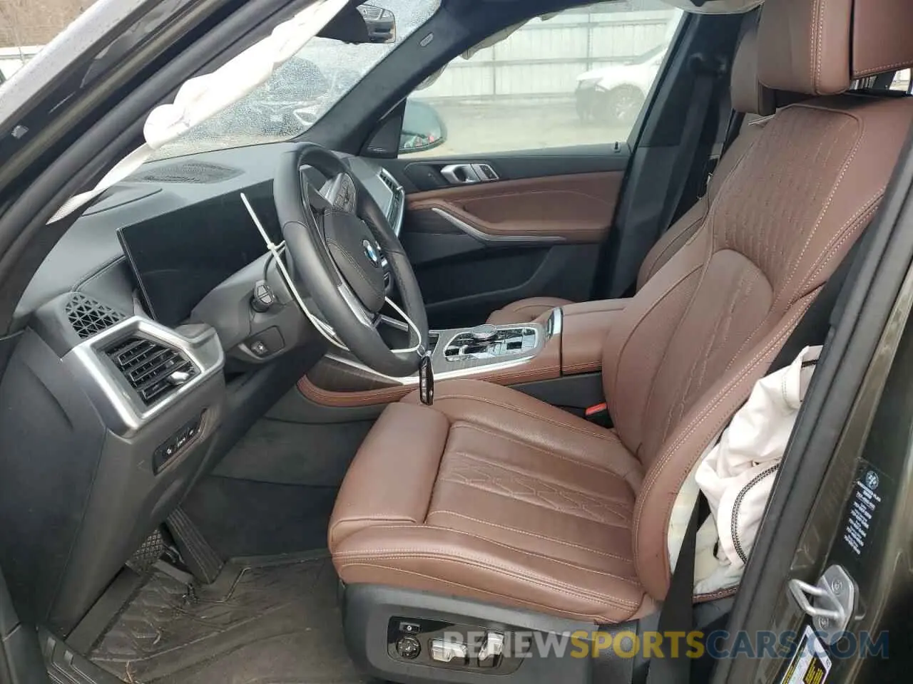 7 fotografías del automóvil dañado 5UX23EM06R9T96515 BMW X7 2024