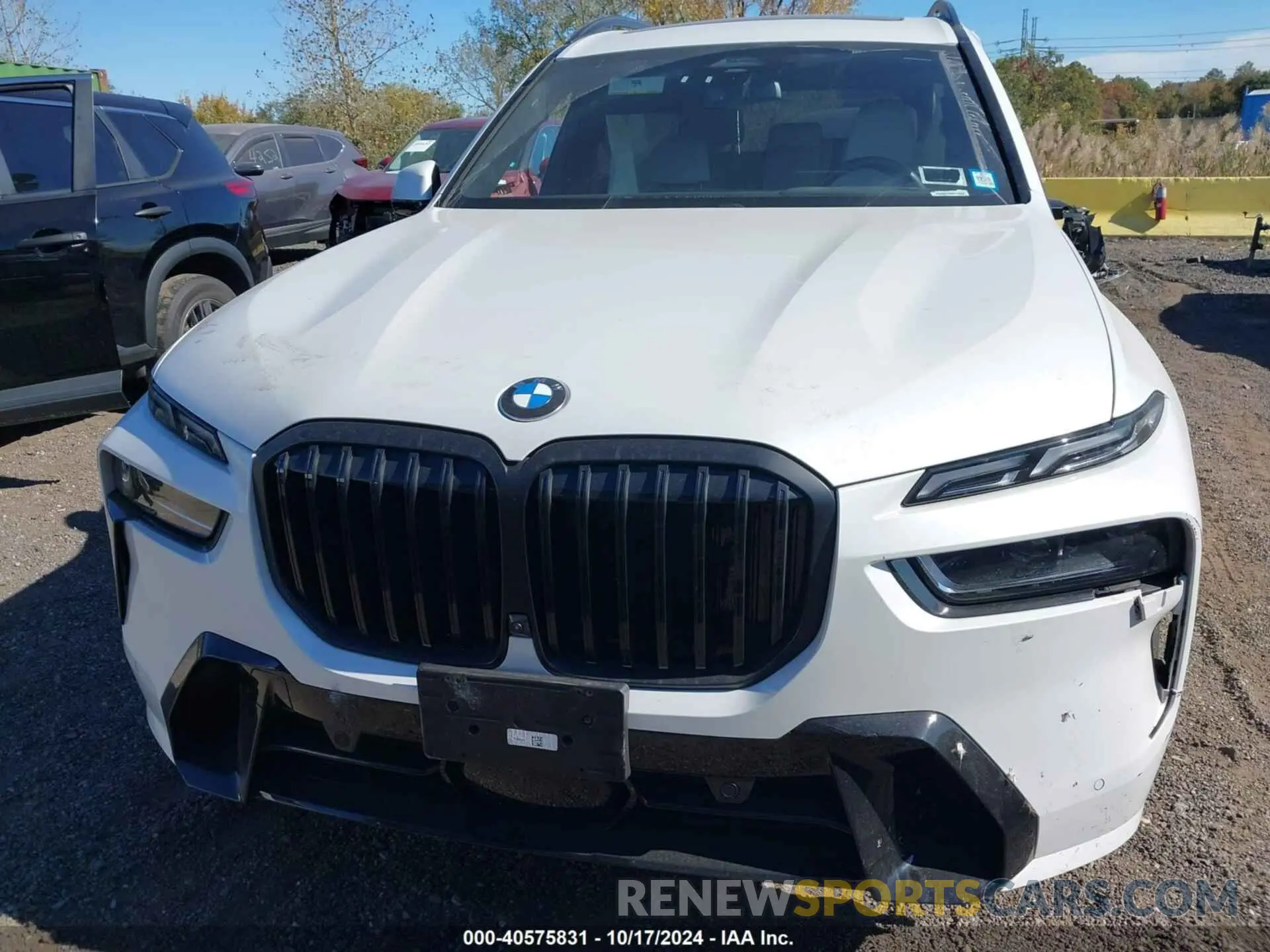 12 fotografías del automóvil dañado 5UX23EM07R9S29354 BMW X7 2024