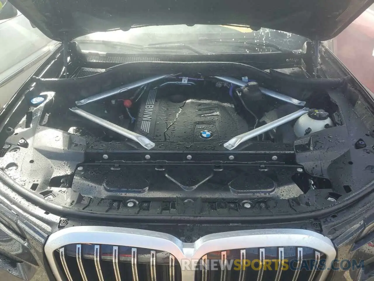 12 fotografías del automóvil dañado 5UX23EM07R9V13504 BMW X7 2024