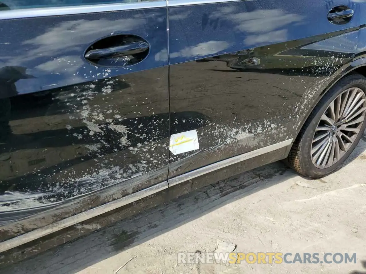 13 fotografías del automóvil dañado 5UX23EM07R9V13504 BMW X7 2024