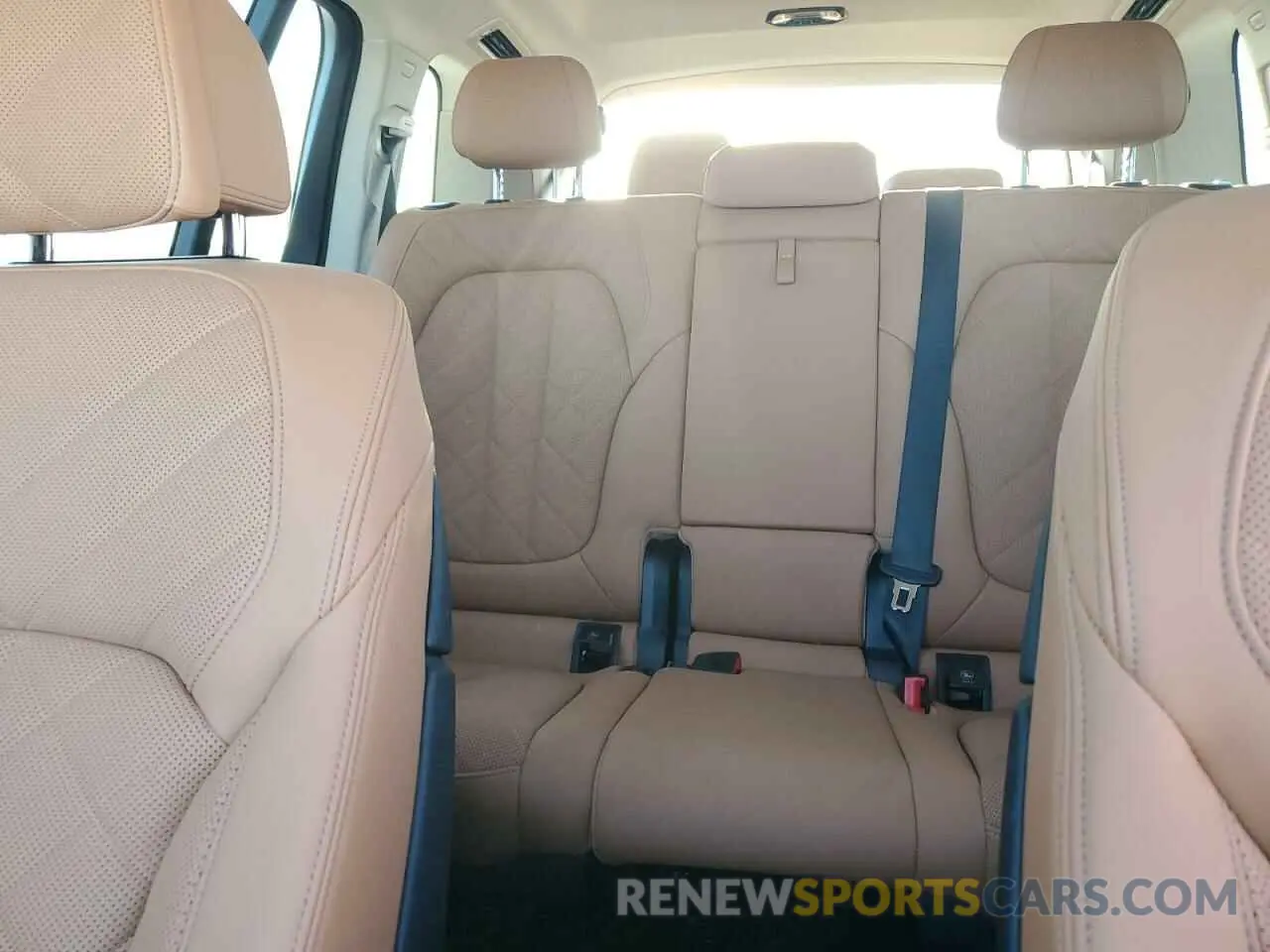 10 fotografías del automóvil dañado 5UX23EM07R9V16547 BMW X7 2024