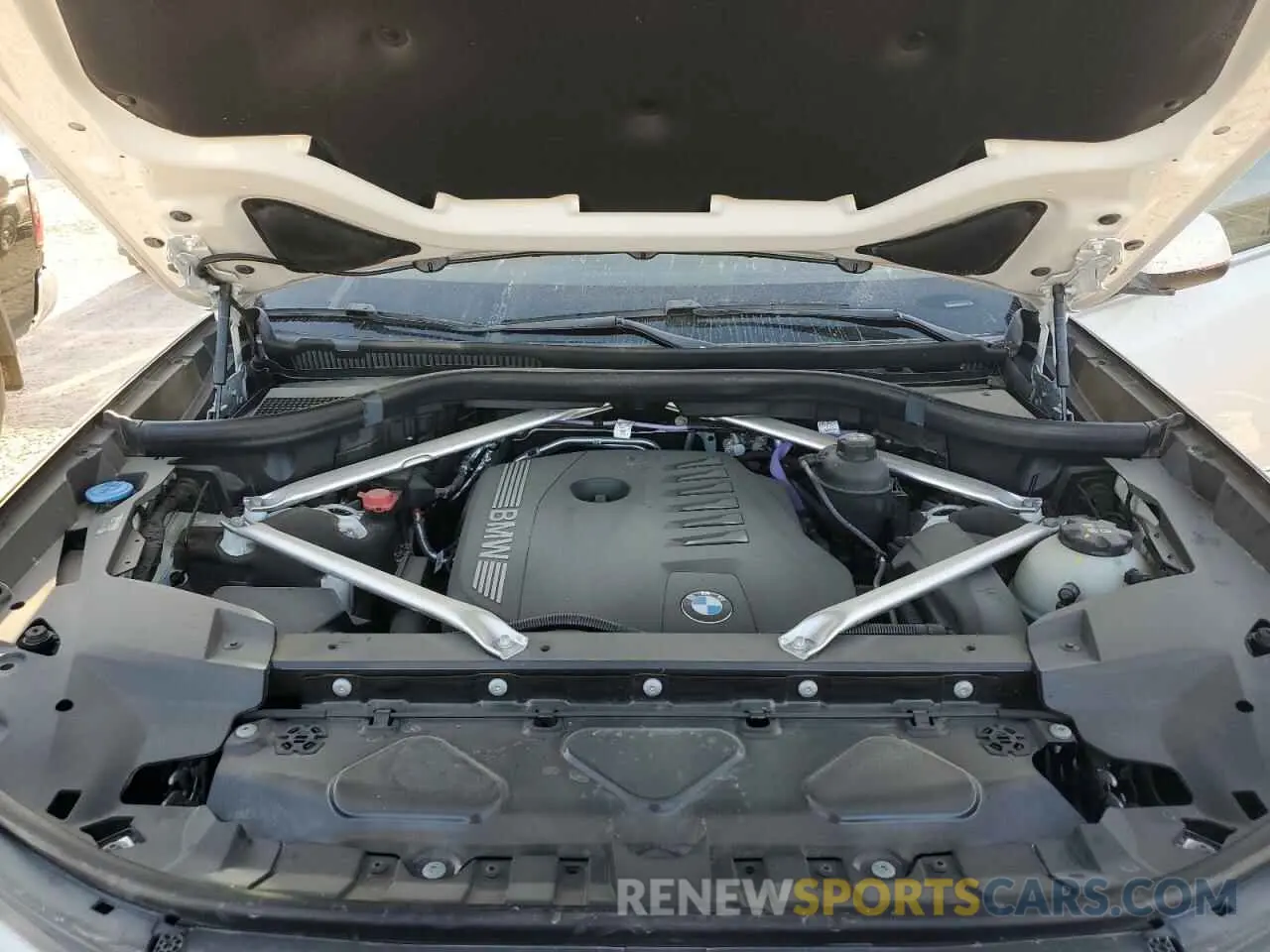 12 fotografías del automóvil dañado 5UX23EM07R9V16547 BMW X7 2024
