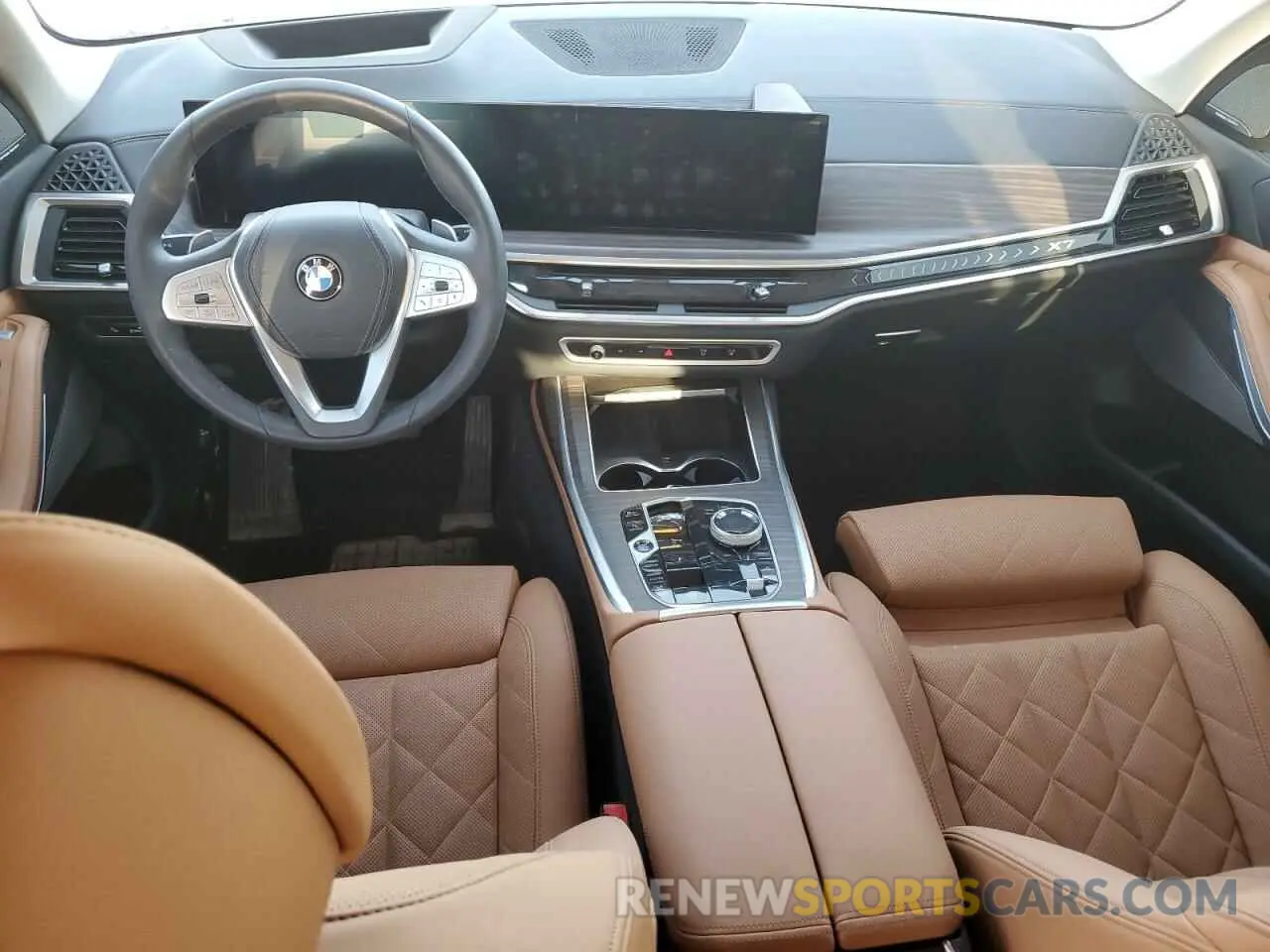 8 fotografías del automóvil dañado 5UX23EM07R9V16547 BMW X7 2024