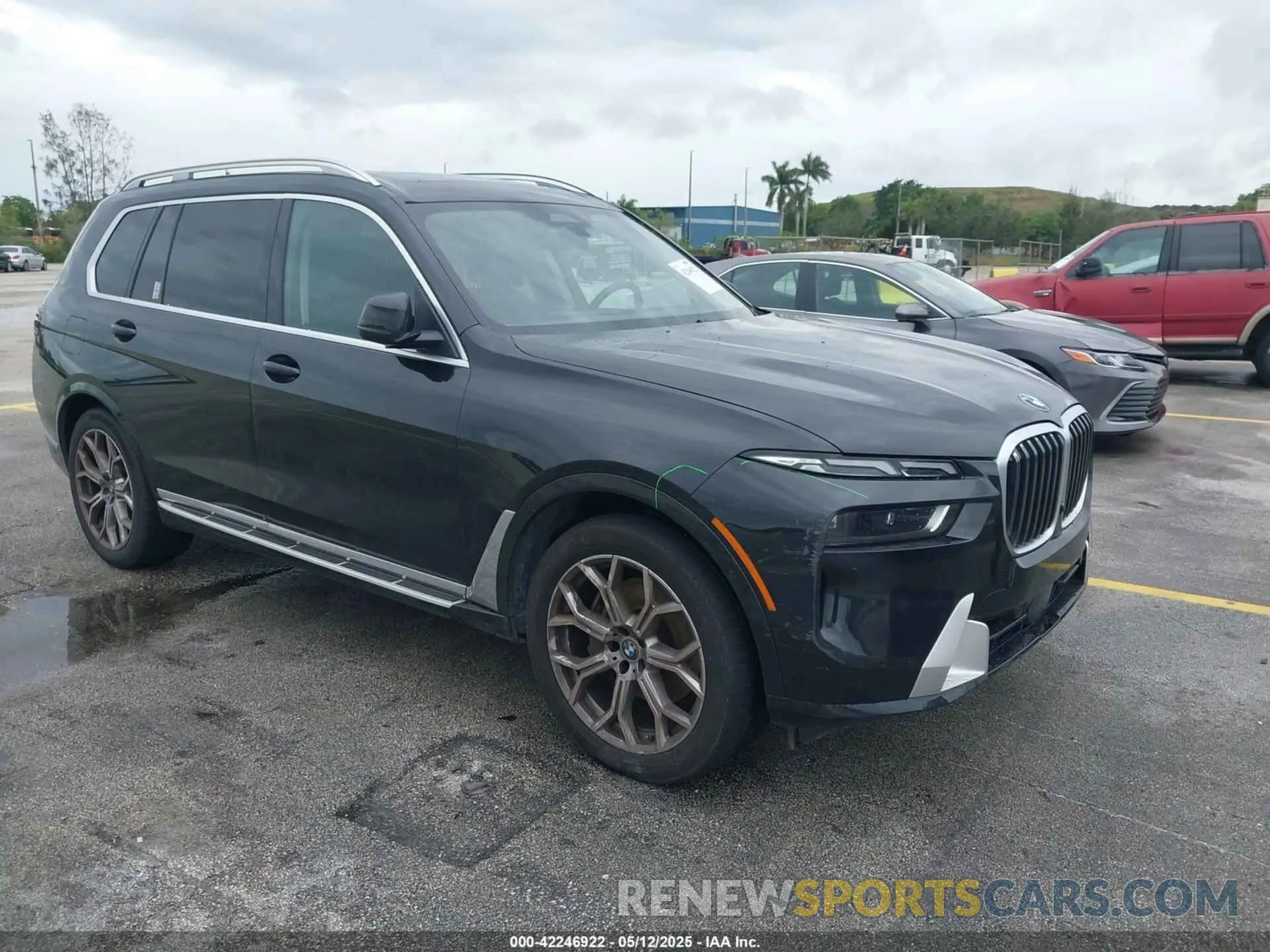 1 fotografías del automóvil dañado 5UX23EM08R9V06884 BMW X7 2024