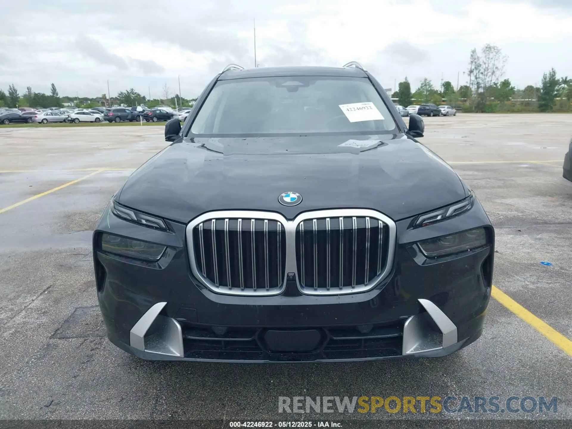 13 fotografías del automóvil dañado 5UX23EM08R9V06884 BMW X7 2024