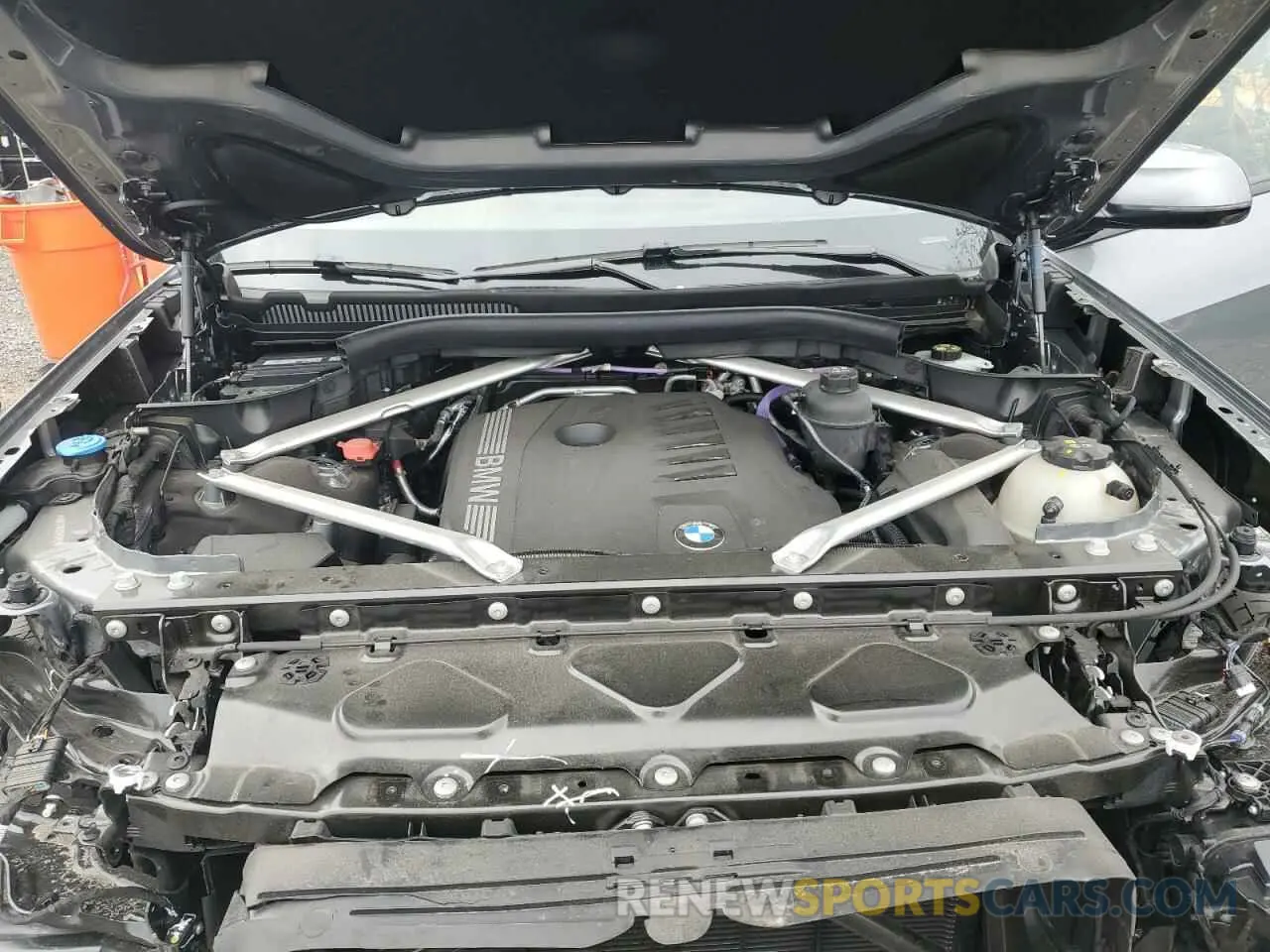 12 fotografías del automóvil dañado 5UX23EM08R9V63747 BMW X7 2024
