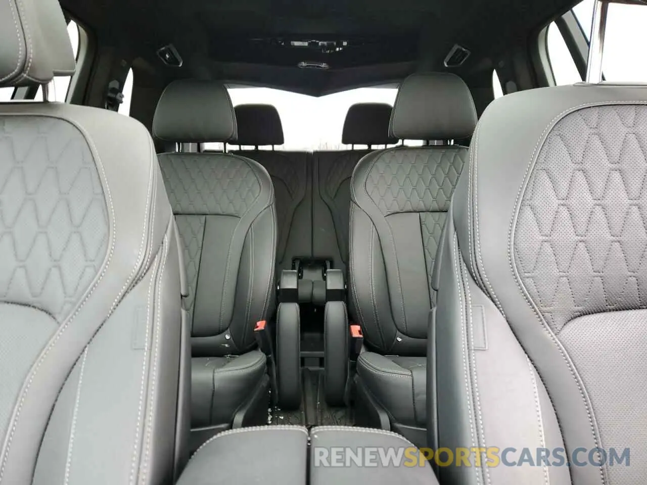 10 fotografías del automóvil dañado 5UX23EM09R9T84830 BMW X7 2024