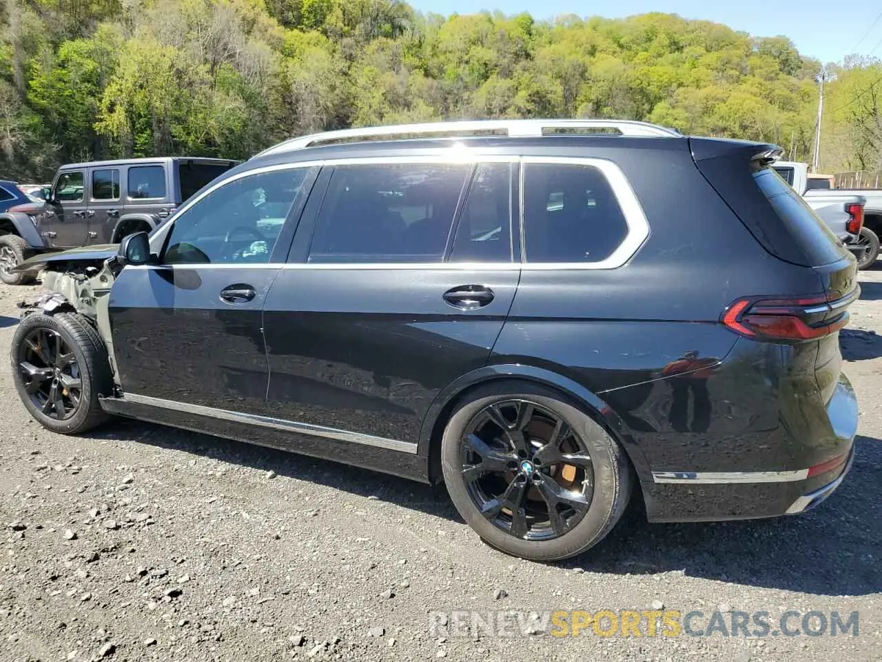 2 fotografías del automóvil dañado 5UX23EM09R9T85217 BMW X7 2024
