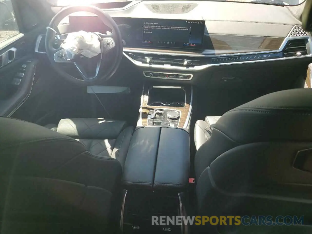 8 fotografías del automóvil dañado 5UX23EM09R9T85217 BMW X7 2024