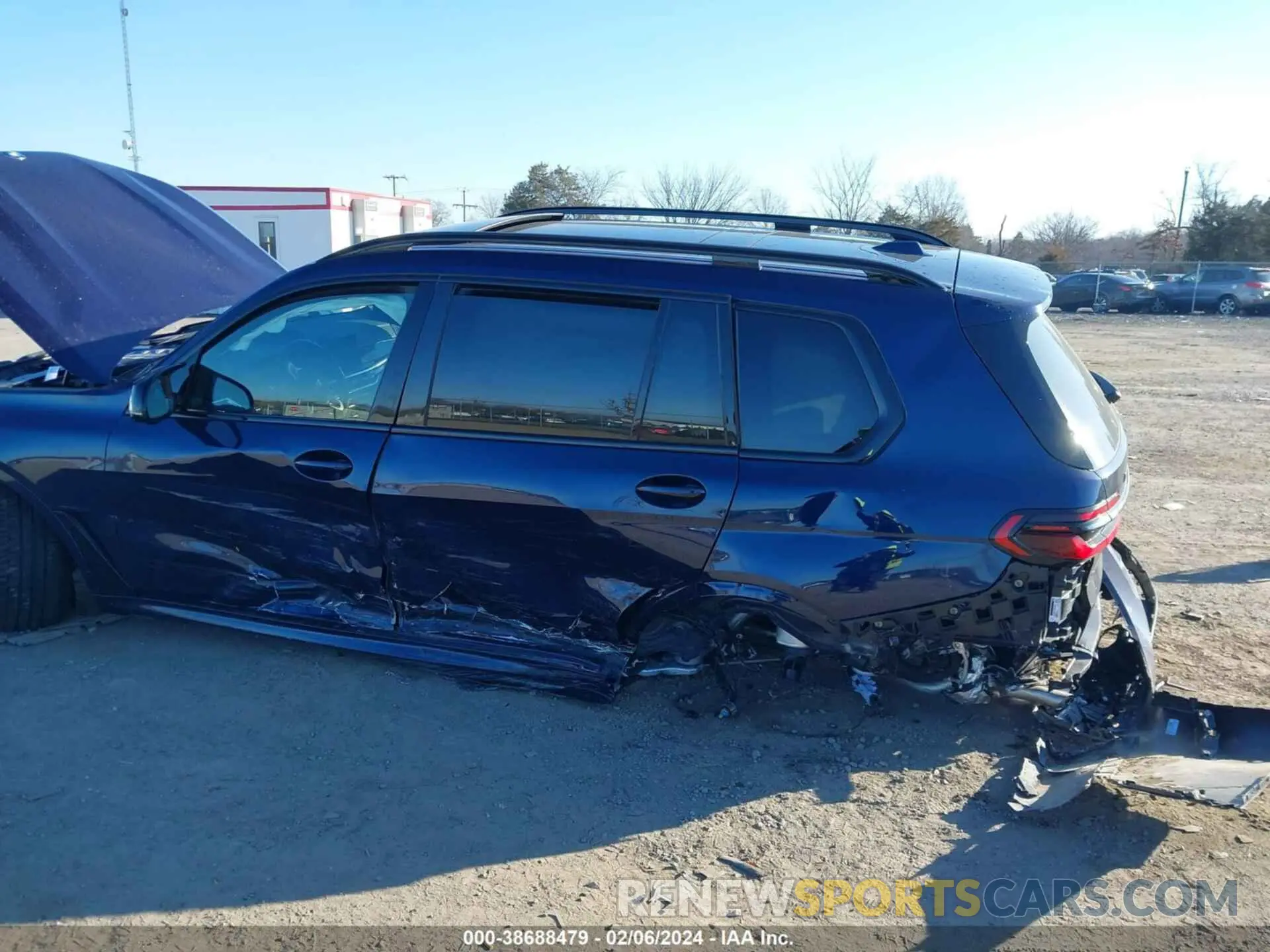 6 fotografías del automóvil dañado 5UX33EM00R9T18784 BMW X7 2024
