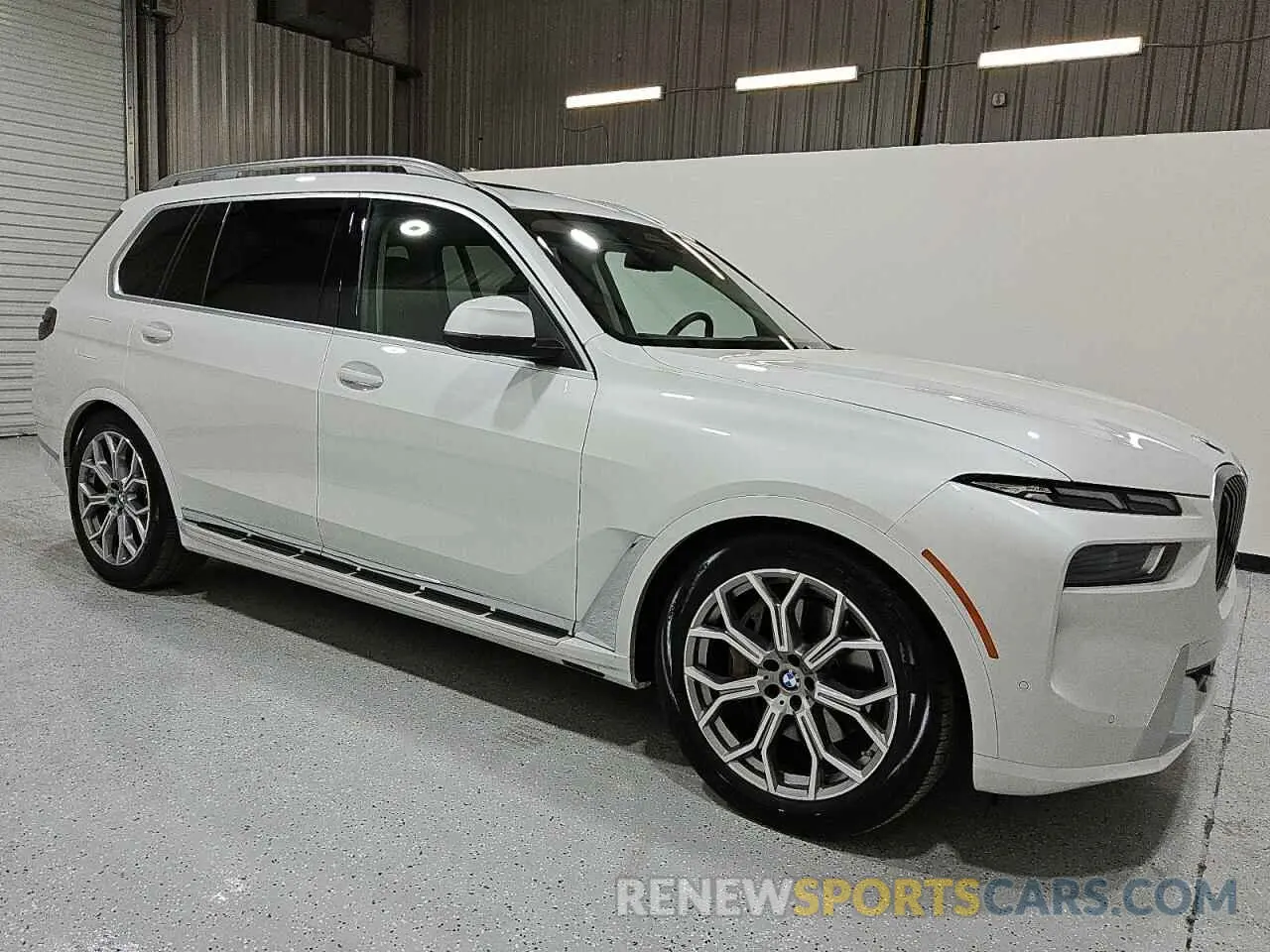 4 fotografías del automóvil dañado 5UX23EM00S9W33358 BMW X7 2025