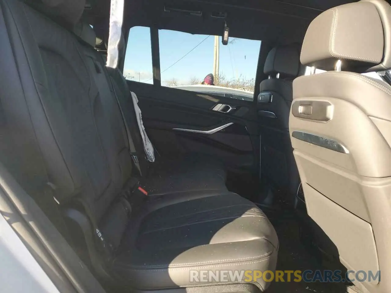 11 fotografías del automóvil dañado 5UX23EM02S9Y40785 BMW X7 2025