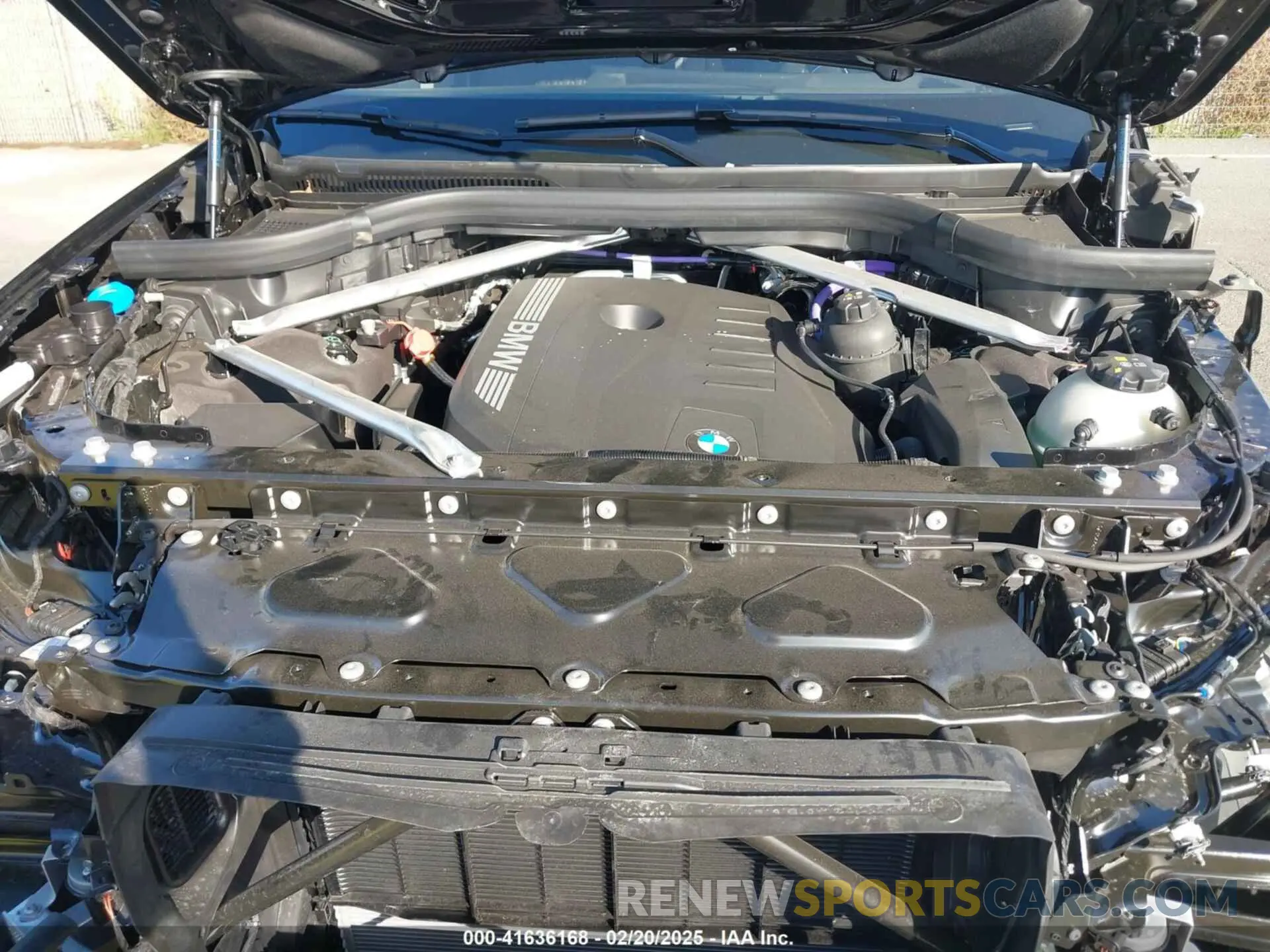 10 fotografías del automóvil dañado 5UX23EM03S9Y00103 BMW X7 2025
