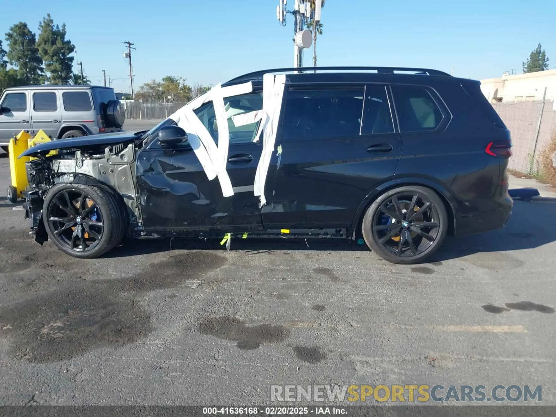 14 fotografías del automóvil dañado 5UX23EM03S9Y00103 BMW X7 2025