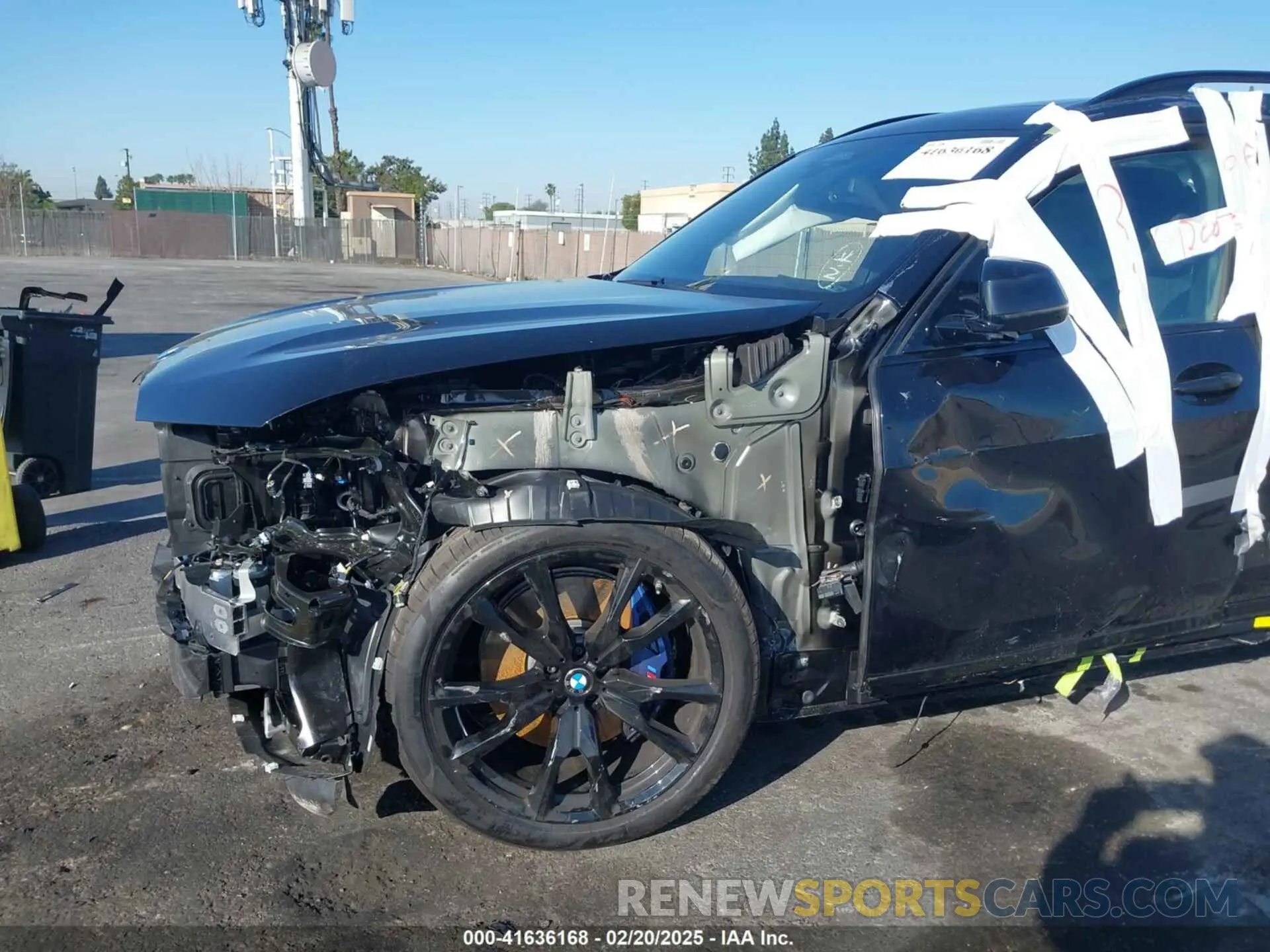 6 fotografías del automóvil dañado 5UX23EM03S9Y00103 BMW X7 2025