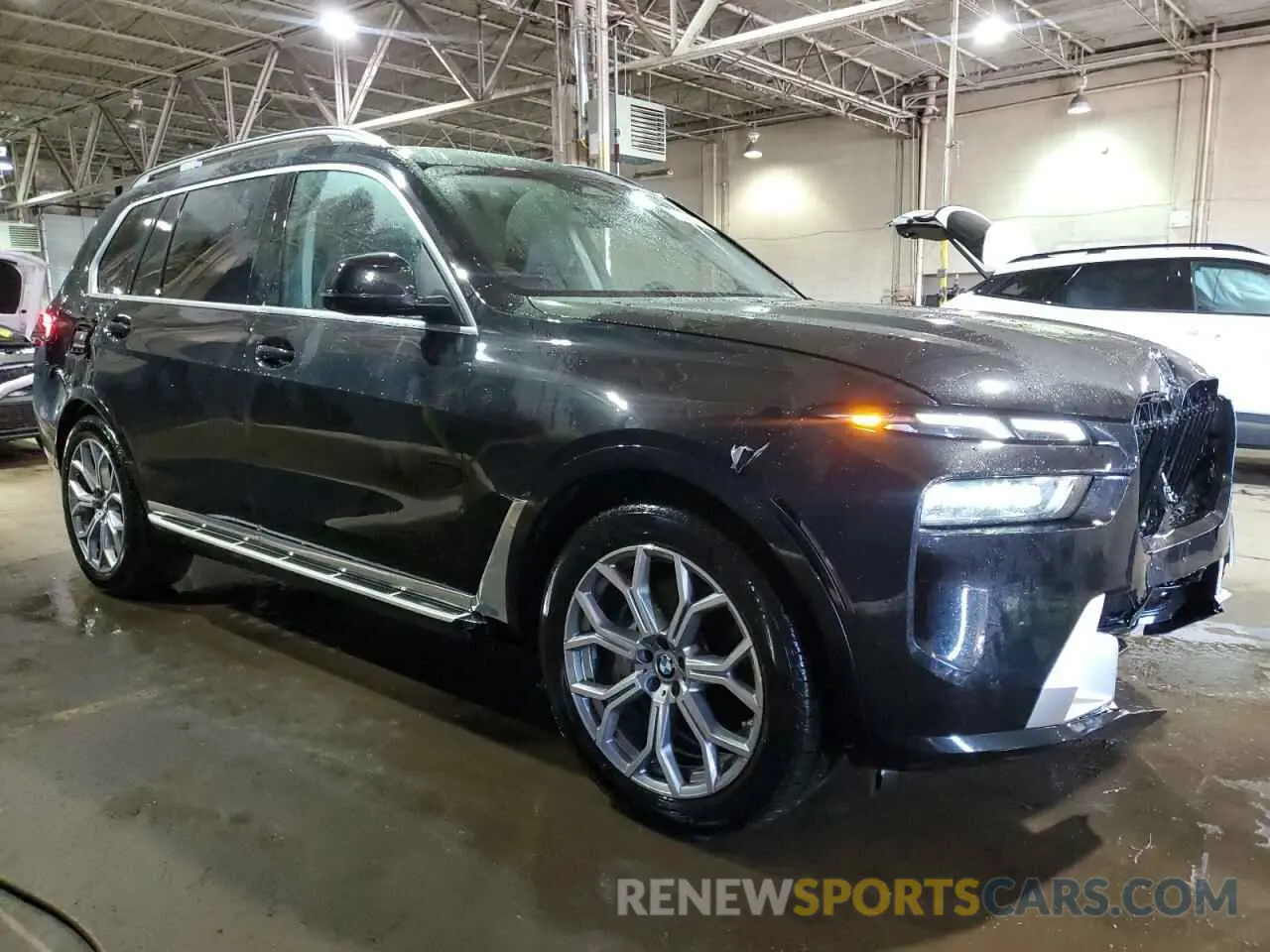 4 fotografías del automóvil dañado 5UX23EM03S9Y27690 BMW X7 2025