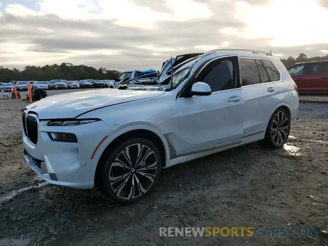 1 fotografías del automóvil dañado 5UX23EM04S9W63513 BMW X7 2025
