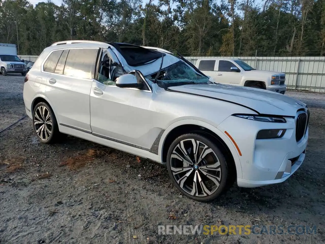 4 fotografías del automóvil dañado 5UX23EM04S9W63513 BMW X7 2025