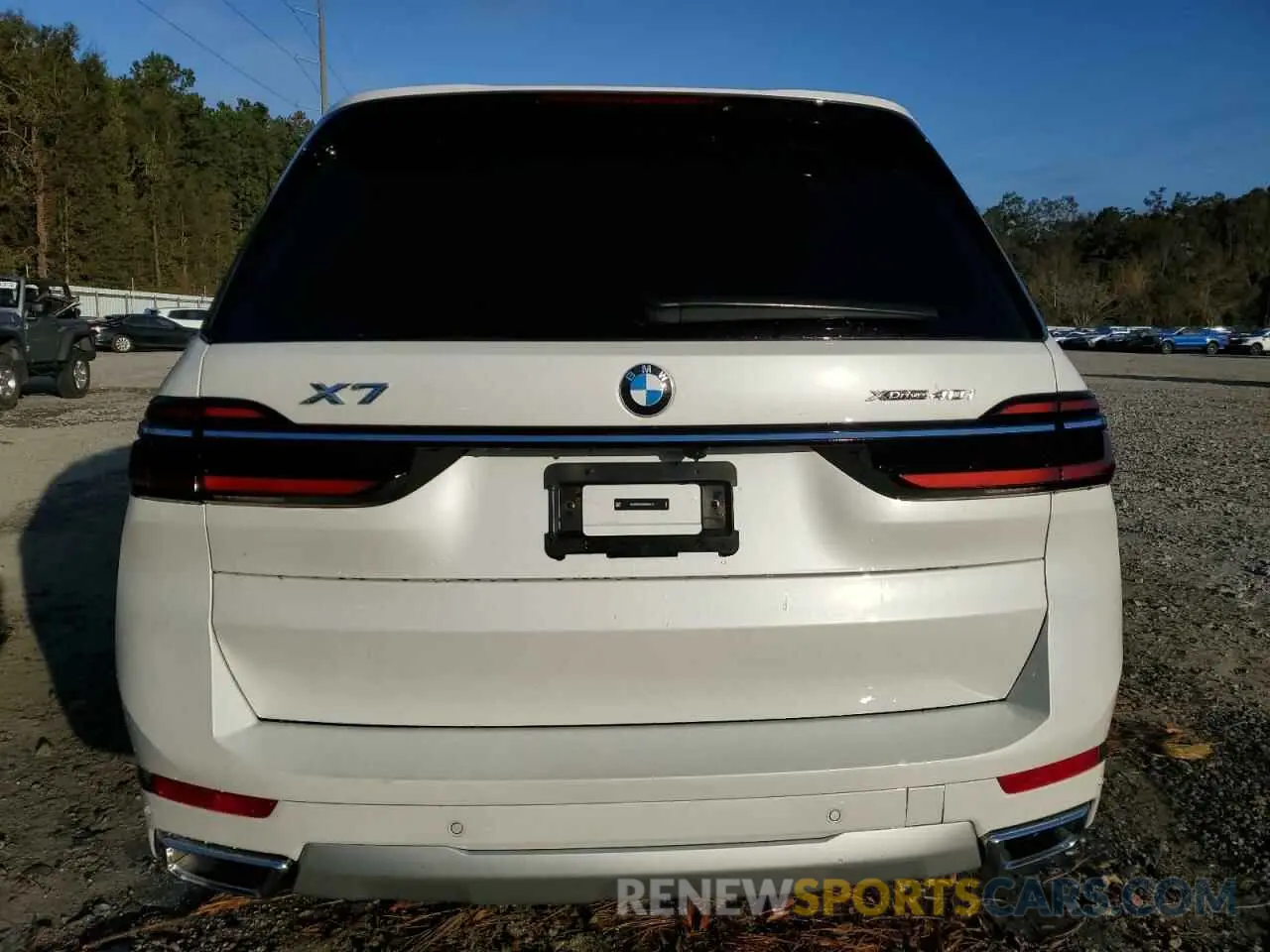 6 fotografías del automóvil dañado 5UX23EM04S9W63513 BMW X7 2025