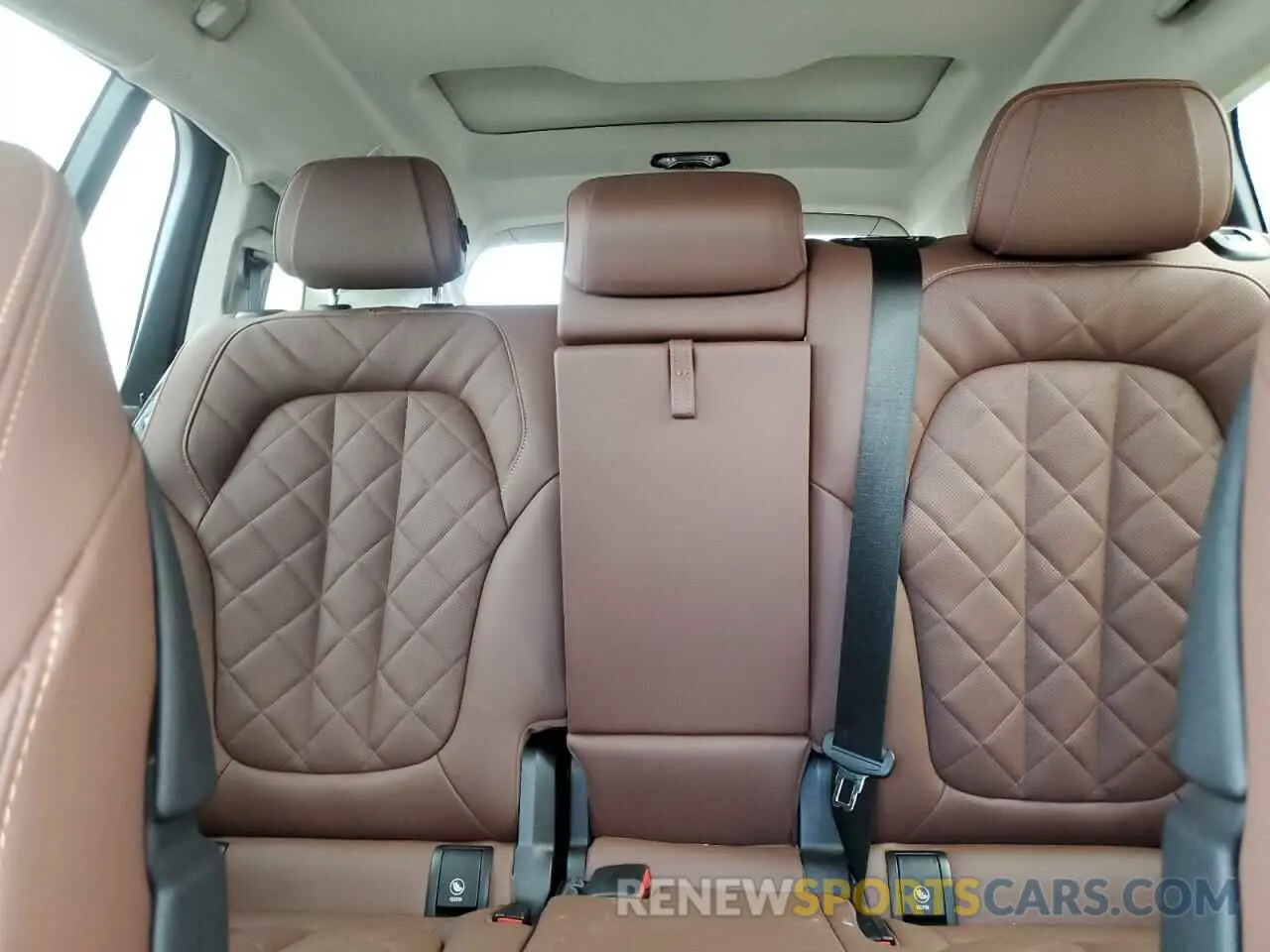 10 fotografías del automóvil dañado 5UX23EM04S9W98391 BMW X7 2025