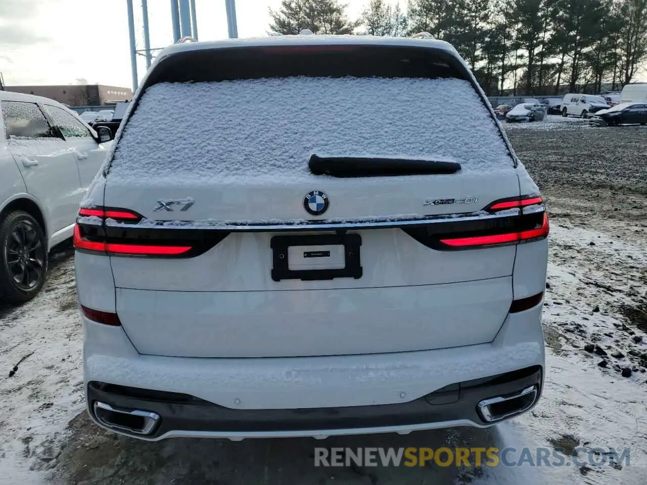 6 fotografías del automóvil dañado 5UX23EM04S9X64678 BMW X7 2025