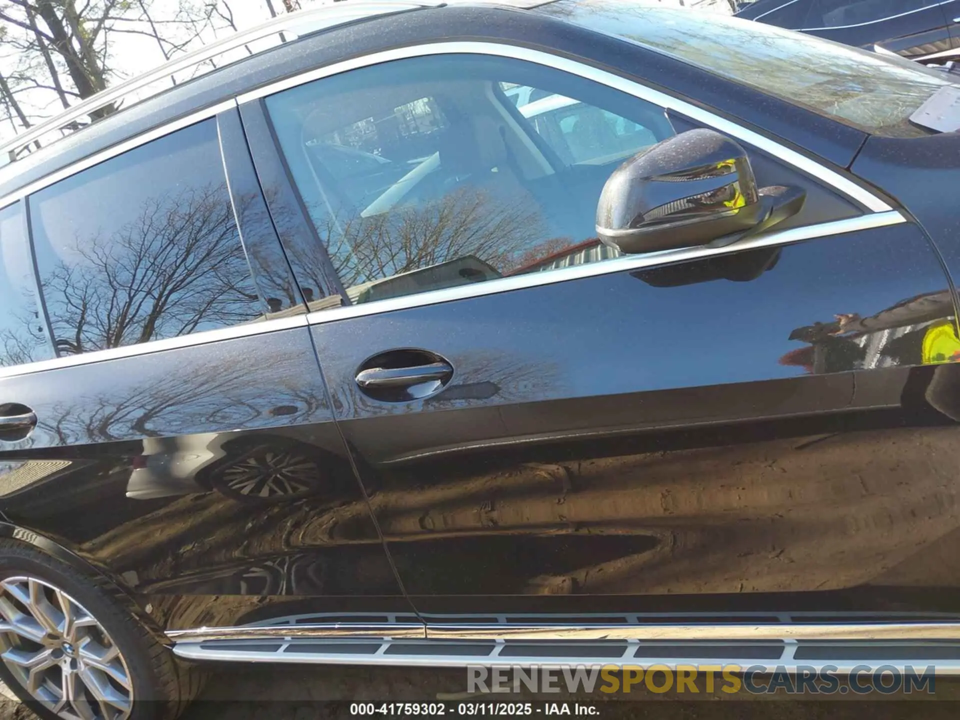 13 fotografías del automóvil dañado 5UX23EM04S9Y17864 BMW X7 2025