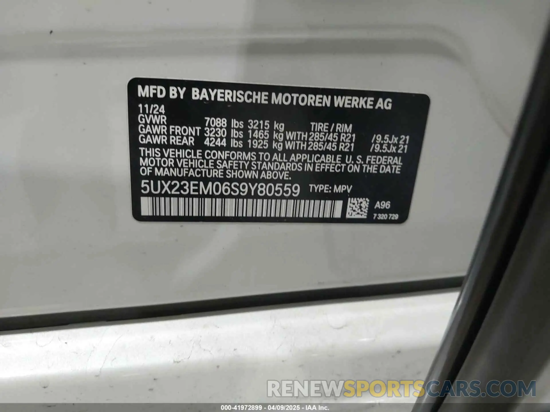 9 fotografías del automóvil dañado 5UX23EM06S9Y80559 BMW X7 2025