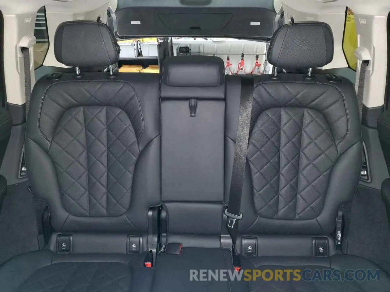 10 fotografías del automóvil dañado 5UX23EM07S9X65548 BMW X7 2025